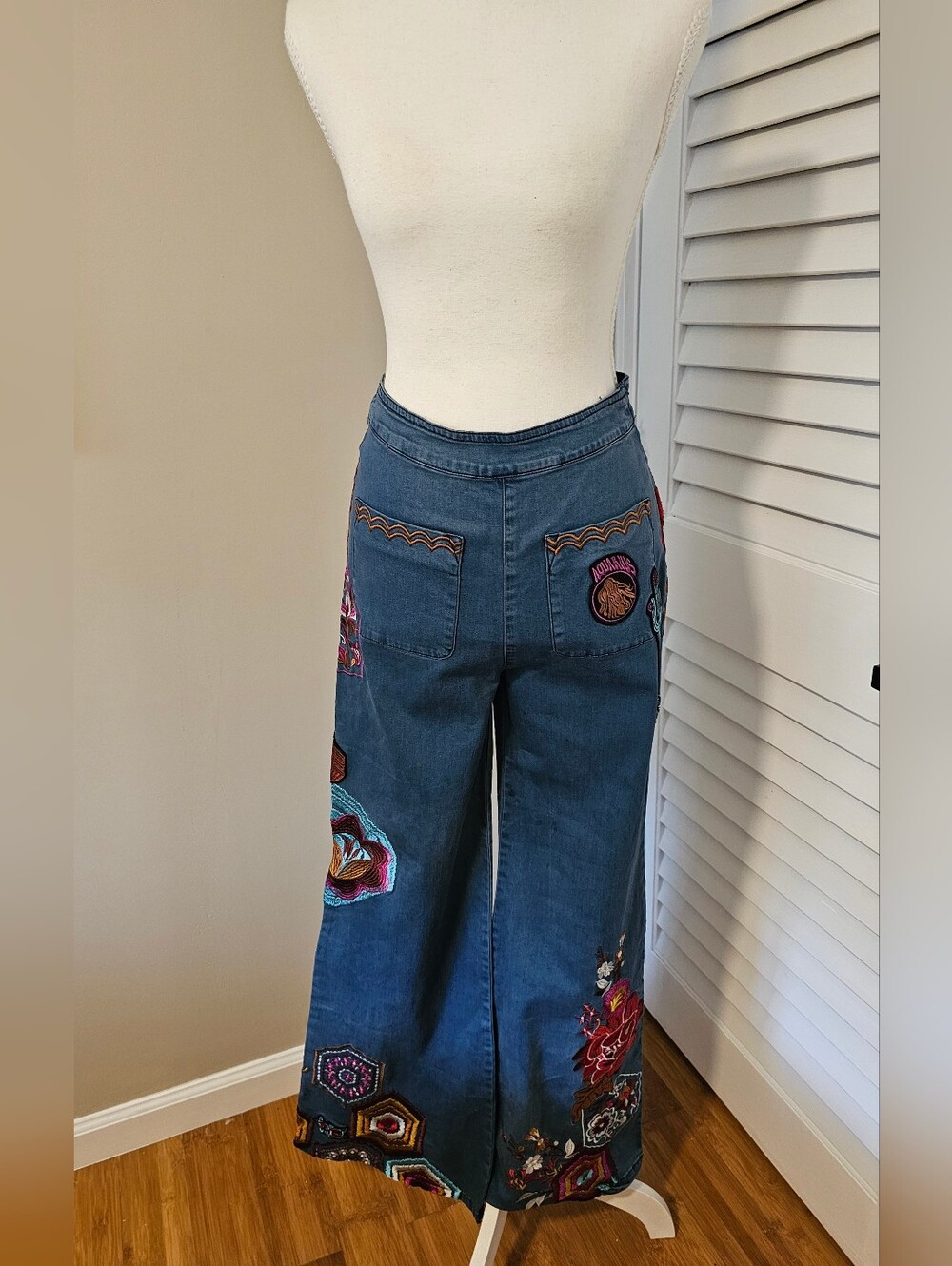 Spell & The Gypsy Collective Flower Child Stretch Denim Flares – New With Tags - Picture 9 of 15